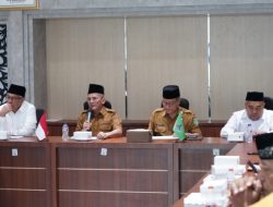 Jelang Keberangkatan, Pemkab Pasuruan Siap Fasilitasi Bus dan Seragam Ribuan Jamaah Calon Haji