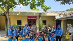 Polsek Gurah Kediri Edukasi Murid TK yang Berkunjung