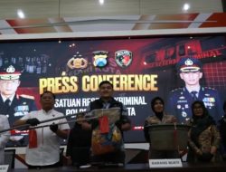 Polisi Pulangkan Orang Tua MAM, Dua Tersangka Penganiayaan Balita Tetap Diproses
