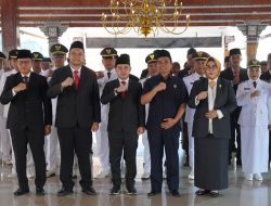 Jamin Efektivitas Birokrasi, Bupati Mojokerto Lantik 30 Pejabat Camat dan Sekretaris Kecamatan