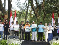 Wujudkan Jombang Hijau dan Berkelanjutan, Bupati Warsubi Beri Penghargaan Hingga Hadiah Umroh di Jombang Eco Creative 2026