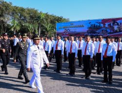 Polres Gresik Gelar Upacara Hari Bhayangkara ke-80 di Halaman Kantor Bupati Gresik